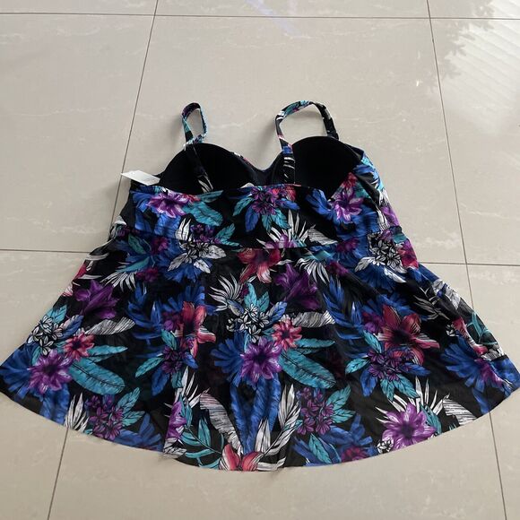 Croft & Barrow Two Piece Tankini Swimsuit, NWT, Top Size 2X, Bottom Size L - Picture 5 of 14